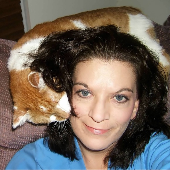 Meet your Posher, Kristen - Picture 4 of 10